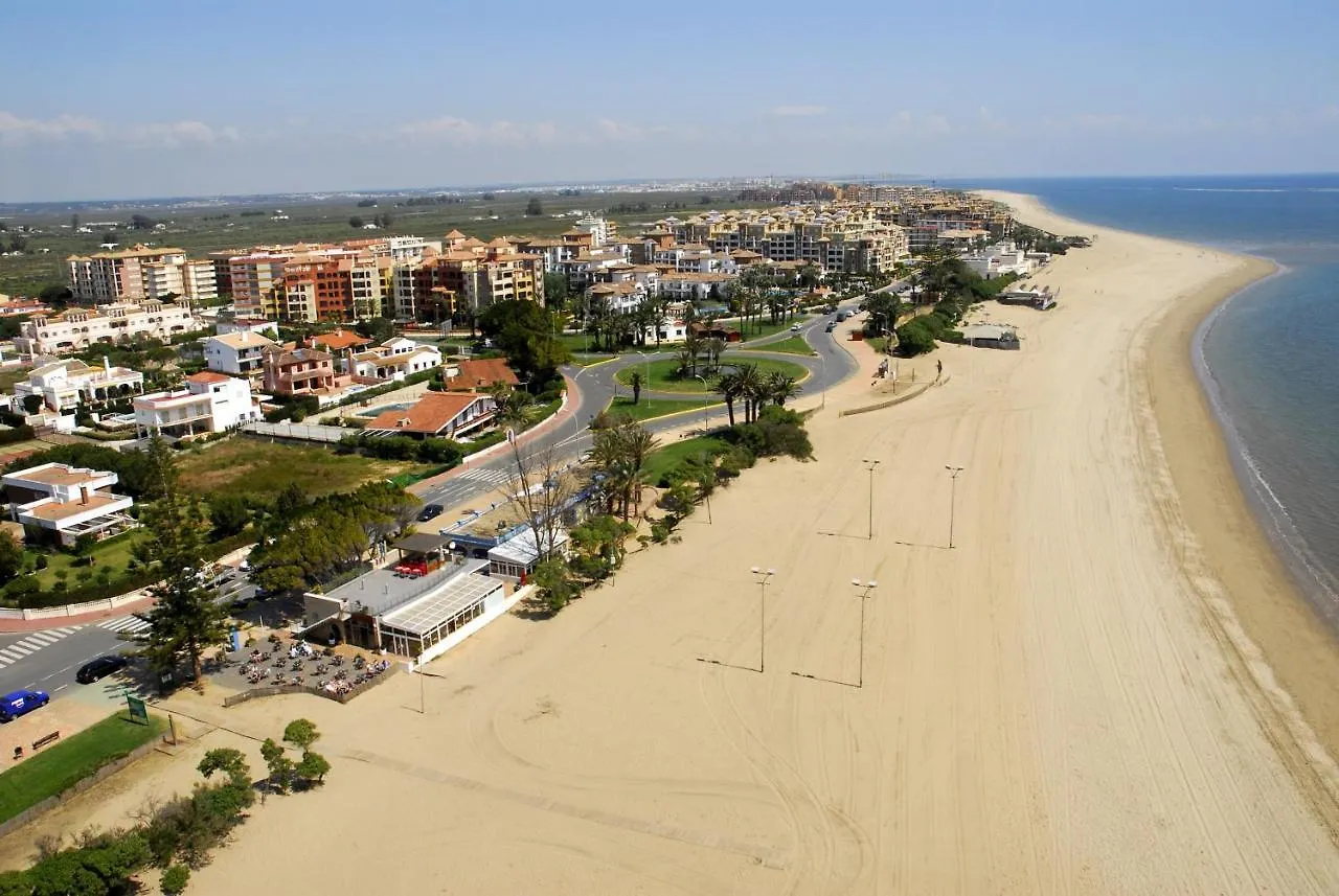 Las Palmeras by HOMA Isla del Moral