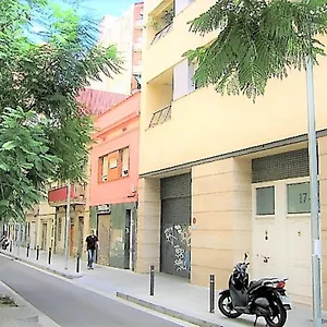 Pintor Pahissa Pensión Barcelona